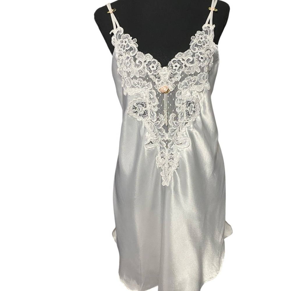 Vintage California Dynasty White Lace Satiny Bridal Slip Dress Size Large